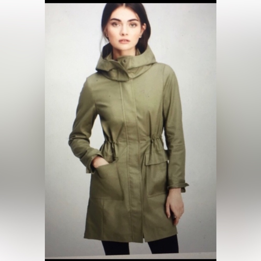 NWT Ann Taylor Olive Green Rain Jacket Size Small